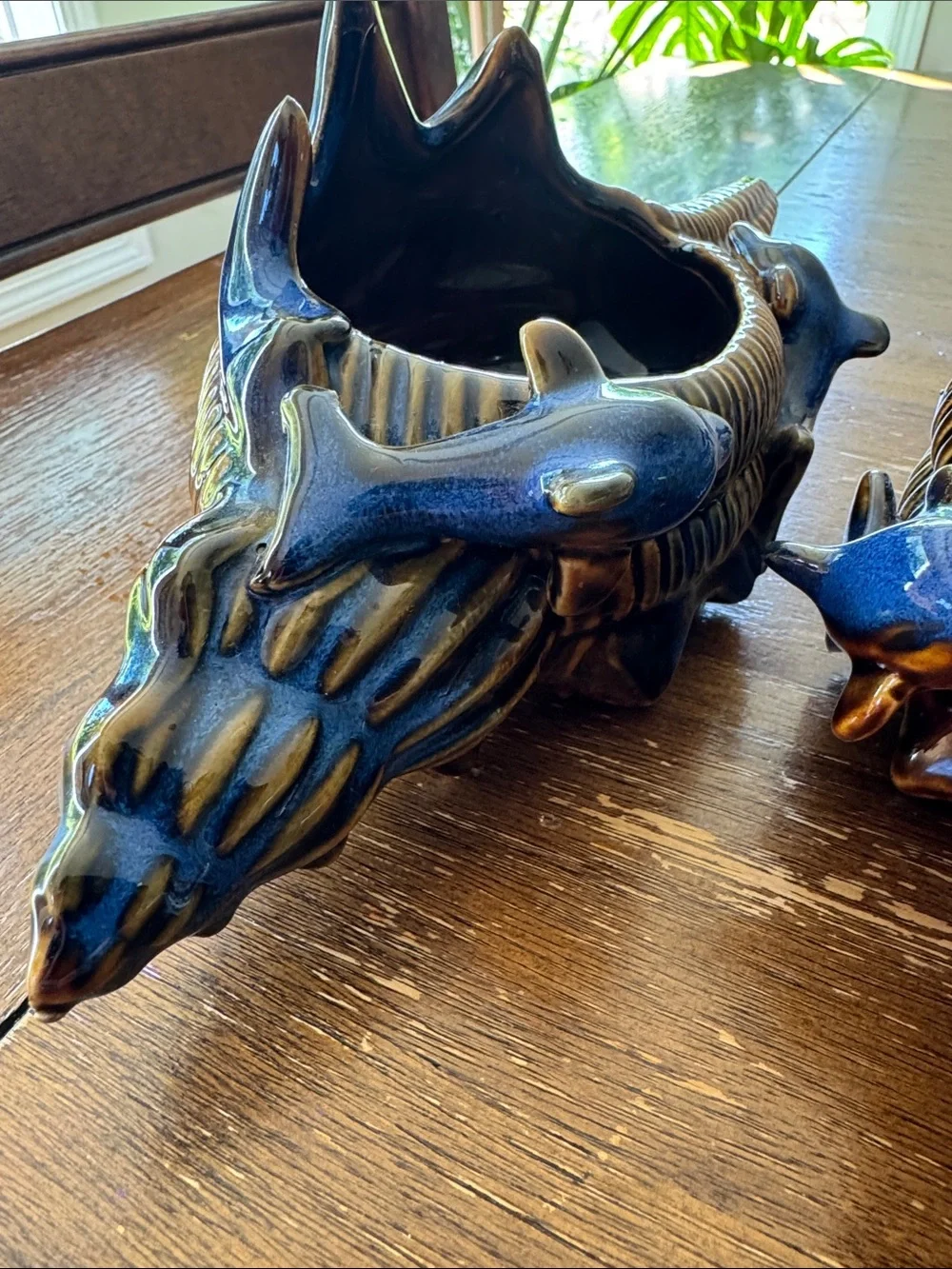 Vtg Blue Glazed Ceramic Pottery Conch Shell With Dolphins In Surf Planter set  2